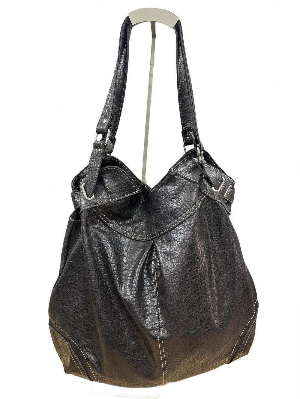 Classic Black Leather Shoulder Bag - Picture 2 of 8